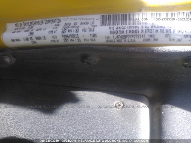 1J4FA29P7YP772141 - 2000 JEEP WRANGLER / TJ SE YELLOW photo 9