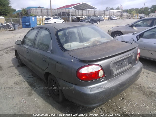 KNAFB121615036602 - 2001 KIA SEPHIA LS GRAY photo 3