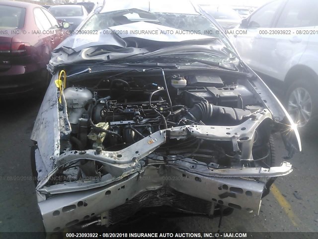 1FAFP34N27W306451 - 2007 FORD FOCUS ZX4/S/SE/SES SILVER photo 6