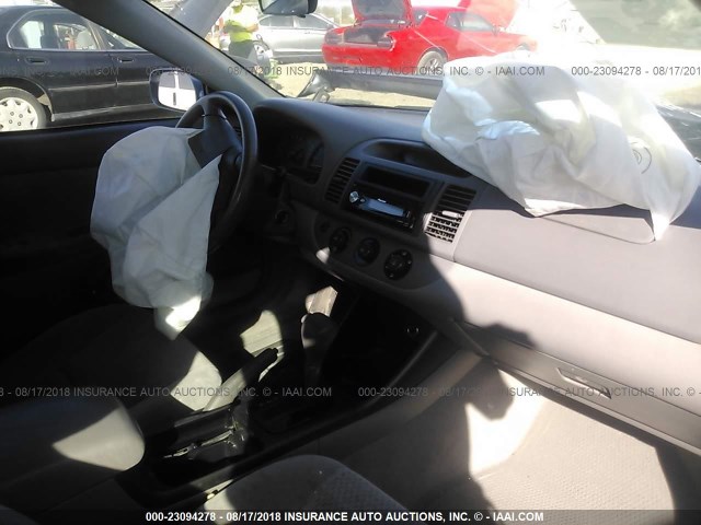 4T1BE32KX3U663367 - 2003 TOYOTA CAMRY LE/XLE/SE 蓝色 照片 5