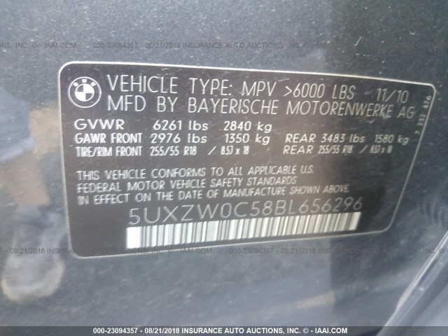 5UXZW0C58BL656296 - 2011 BMW X5 XDRIVE35D GRAY photo 9