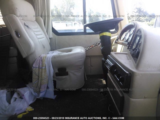 1RF21454X82045612 - 2008 HOLIDAY RAMBLER NEPTUNEXL  MAROON photo 5