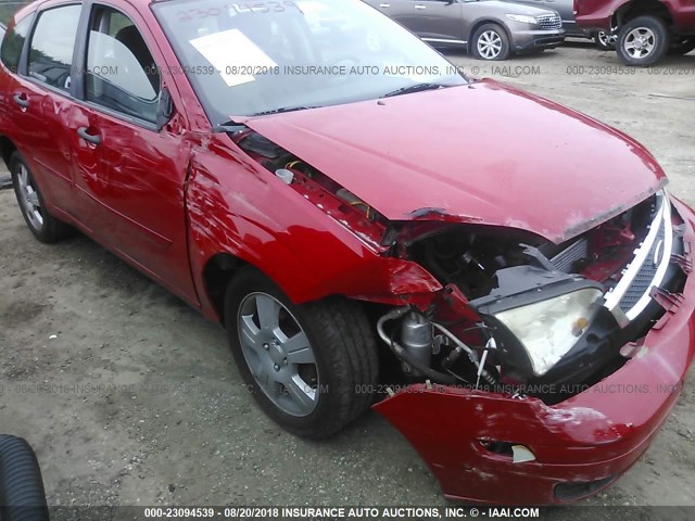 1FAHP37N87W103732 - 2007 FORD FOCUS ZX5/S/SE/SES RED photo 6