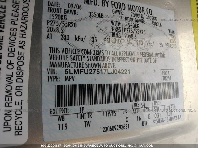 5LMFU27517LJ04221 - 2007 LINCOLN NAVIGATOR Silber Foto 9