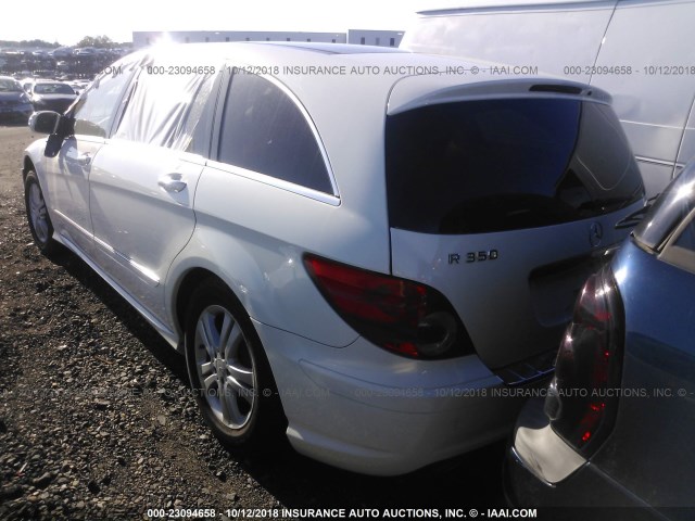 4JGCB65E38A081172 - 2008 MERCEDES-BENZ R 350 WHITE photo 3