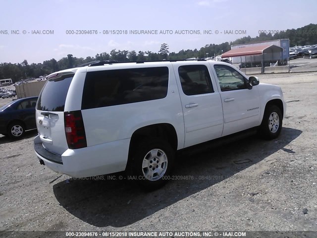 1GNSKJE73DR304155 - 2013 CHEVROLET SUBURBAN K1500 LT WHITE photo 4