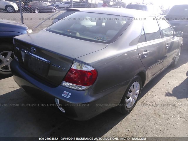 4T1BE32K85U555350 - 2005 TOYOTA CAMRY LE/XLE/SE Boz foto 4