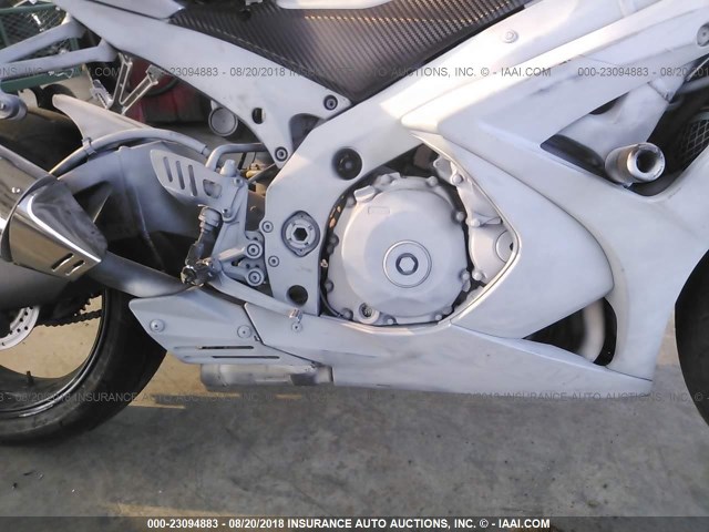 JS1GT77A372108358 - 2007 SUZUKI GSX-R1000 GRAY photo 8