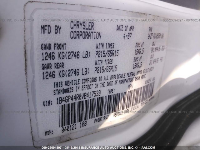 1B4GP44R0VB417539 - 1997 DODGE GRAND CARAVAN SE/SPORT WHITE photo 9