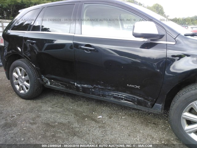 2LMDU88C07BJ03821 - 2007 LINCOLN MKX BLACK photo 6