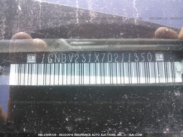 1GNDV231X7D211350 - 2007 CHEVROLET UPLANDER LS SILVER photo 9