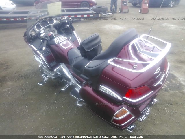 1HFSC47015A408592 - 2005 HONDA GL1800 MAROON photo 3