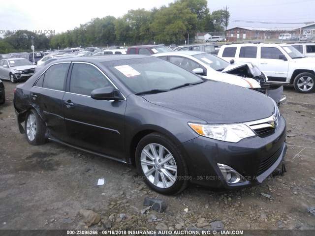 4T1BK1FK3EU552640 - 2014 TOYOTA CAMRY SE/XLE GRAY photo 1