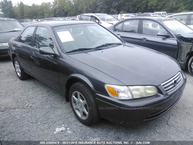JT2BG22K6Y0441800 - 2000 TOYOTA CAMRY CE/LE/XLE 灰色 照片 1