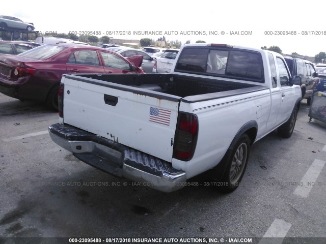 1N6DD26S0YC364131 - 2000 NISSAN FRONTIER KING CAB XE WHITE photo 4