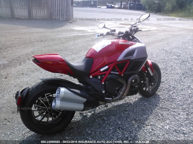 ZDM13BLW7CB007001 - 2012 DUCATI DIAVEL RED photo 4