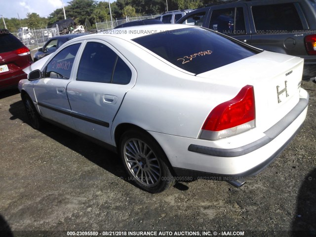 YV1RS58D312073174 - 2001 VOLVO S60 2.4T WHITE photo 3