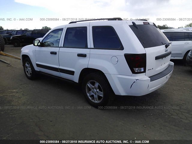 1J4GR48KX5C697257 - 2005 JEEP GRAND CHEROKEE LAREDO/COLUMBIA/FREEDOM 白色 照片 3