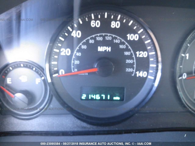 1J4GR48KX5C697257 - 2005 JEEP GRAND CHEROKEE LAREDO/COLUMBIA/FREEDOM 白色 照片 7