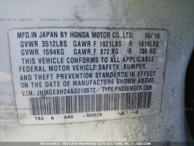 JHMGE8H24AS010572 - 2010 HONDA FIT WHITE photo 9