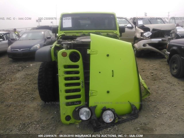 1C4BJWDG2CL220470 - 2012 JEEP WRANGLER UNLIMITE SPORT GREEN photo 6