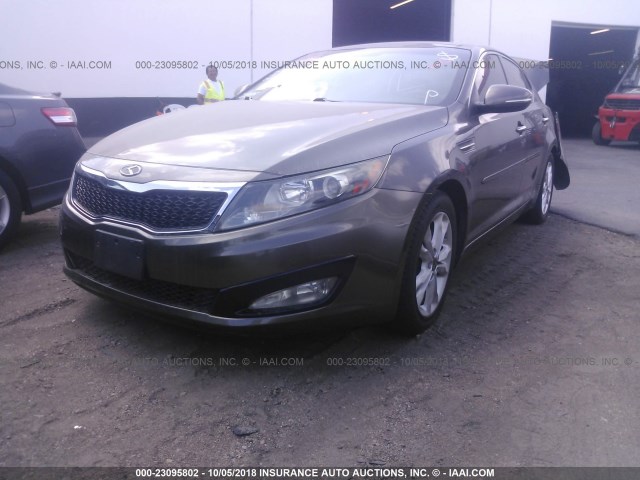 KNAGN4A71B5122663 - 2011 KIA OPTIMA EX/SX BROWN photo 2