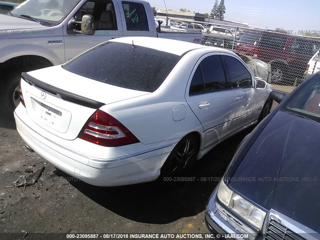 WDBRF52H76A860680 - 2006 MERCEDES-BENZ C GENERATION 2006 230 WHITE photo 4