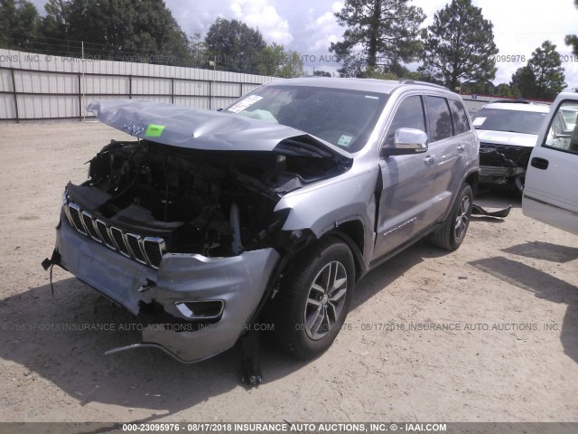1C4RJEBG9JC157893 - 2018 JEEP GRAND CHEROKEE LIMITED SILVER photo 2