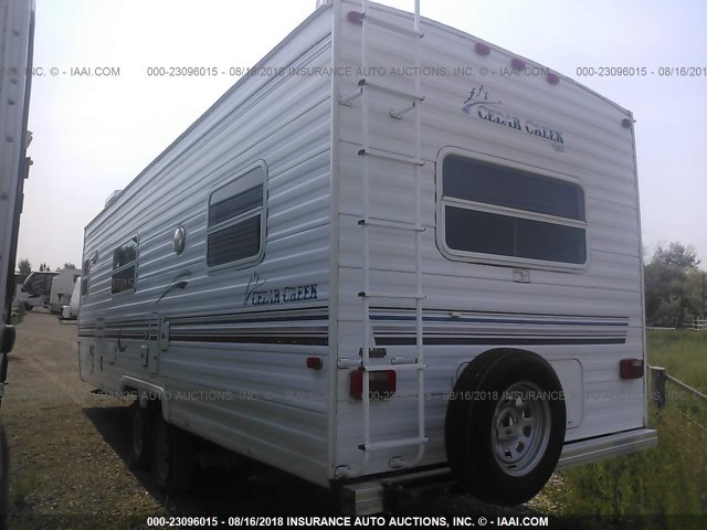 4X4TCRB2X2P183659 - 2002 FOREST RIVER CEDAR CREEK  白色 照片 3