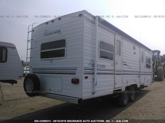 4X4TCRB2X2P183659 - 2002 FOREST RIVER CEDAR CREEK  白色 照片 4