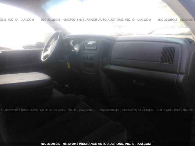 3D7KS28D45G804414 - 2005 DODGE RAM 2500 ST/SLT 灰色 照片 5