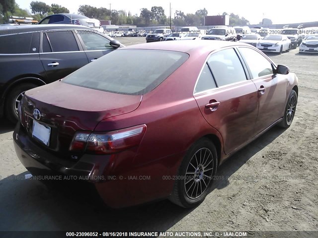 4T1BE46KX7U105458 - 2007 TOYOTA CAMRY NEW GENERAT CE/LE/XLE/SE RED photo 4