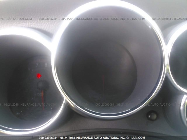 2T1LR30E85C550091 - 2005 TOYOTA COROLLA MATRIX XR GRAY photo 7