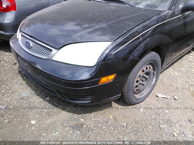 1FAFP34N97W227603 - 2007 FORD FOCUS ZX4/S/SE/SES 黑色 照片 6