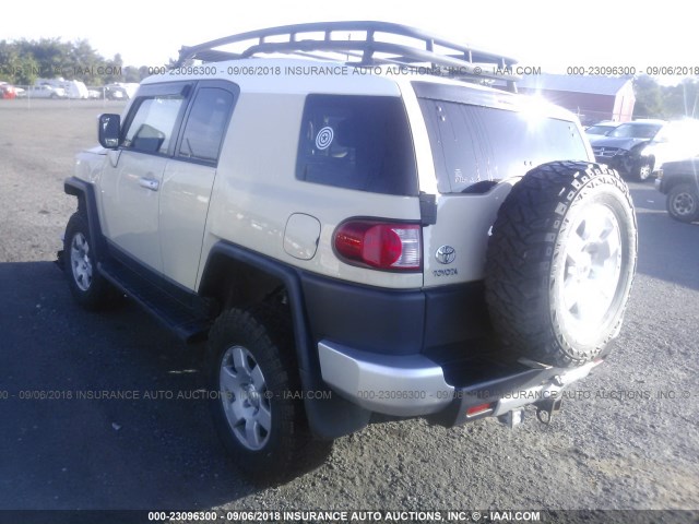 JTEBU11FX8K014067 - 2008 TOYOTA FJ CRUISER CREAM photo 3