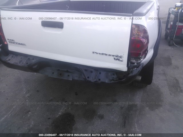 5TFJU4GN1EX060675 - 2014 TOYOTA TACOMA DOUBLE CAB PRERUNNER WHITE photo 6