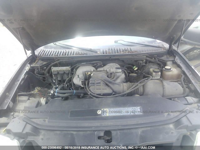 5LMFU28R83LJ05474 - 2003 LINCOLN NAVIGATOR შავი ფოტო 10