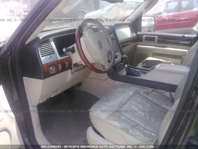 5LMFU28R83LJ05474 - 2003 LINCOLN NAVIGATOR შავი ფოტო 5