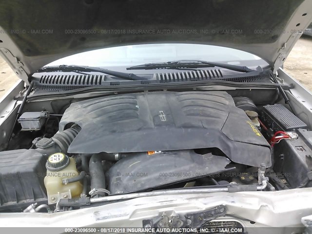 5LMEU88H44ZJ53896 - 2004 LINCOLN AVIATOR 银色 照片 10