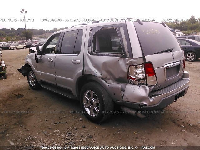5LMEU88H44ZJ53896 - 2004 LINCOLN AVIATOR 银色 照片 3