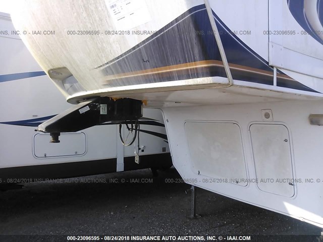 4YDF34527A4700317 - 2010 KEYSTONE MONTANA WHITE photo 10