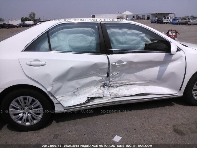4T4BF1FKXER419951 - 2014 TOYOTA CAMRY L/SE/LE/XLE 白色 照片 6