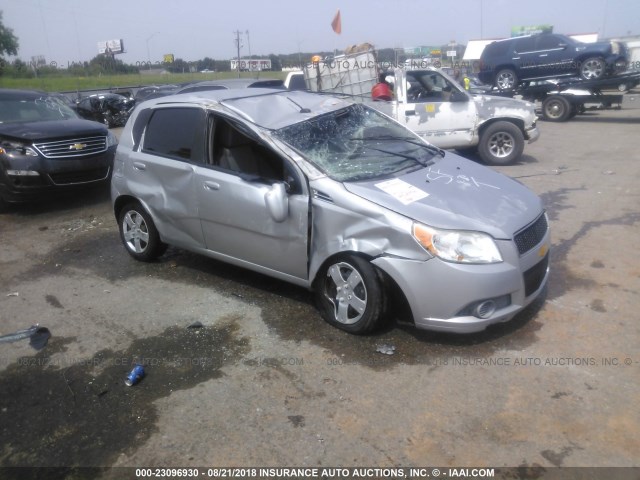 KL1TD6DE6AB110560 - 2010 CHEVROLET AVEO LS/LT Күміс фото 1