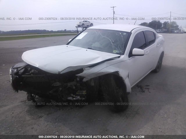 1B3CC5FB9AN194124 - 2010 DODGE AVENGER R/T WHITE photo 2