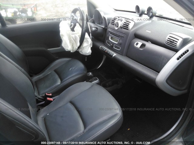 WMEEJ31X09K230303 - 2009 SMART FORTWO PURE/PASSION BLACK photo 5