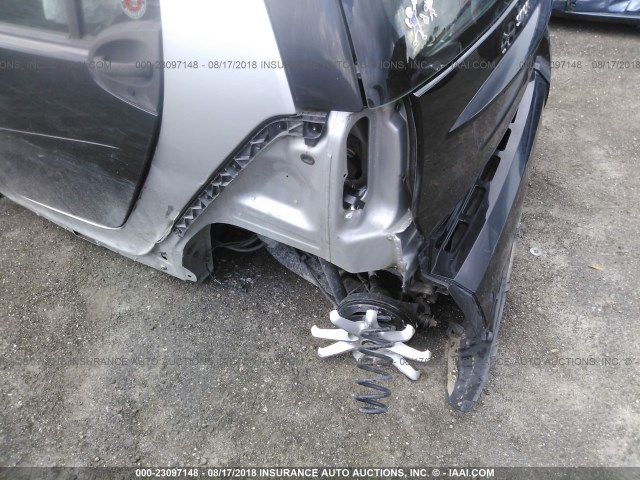 WMEEJ31X09K230303 - 2009 SMART FORTWO PURE/PASSION BLACK photo 6
