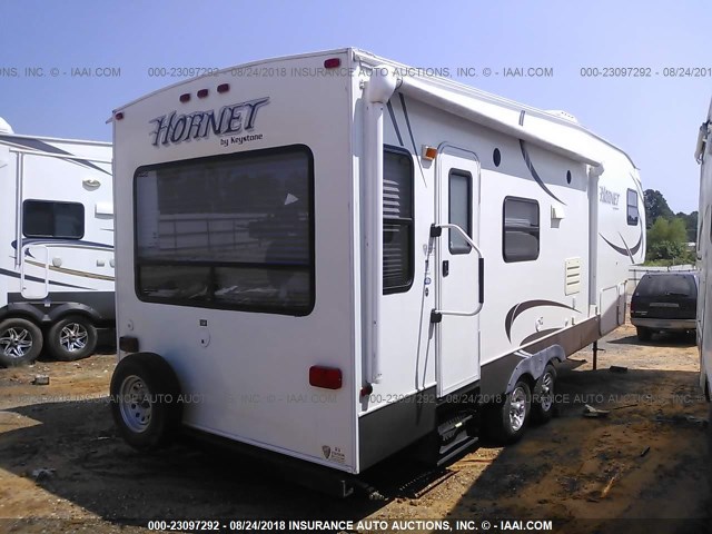 4YDF27526E7200903 - 2014 KEYSTONE HORNET WHITE photo 4