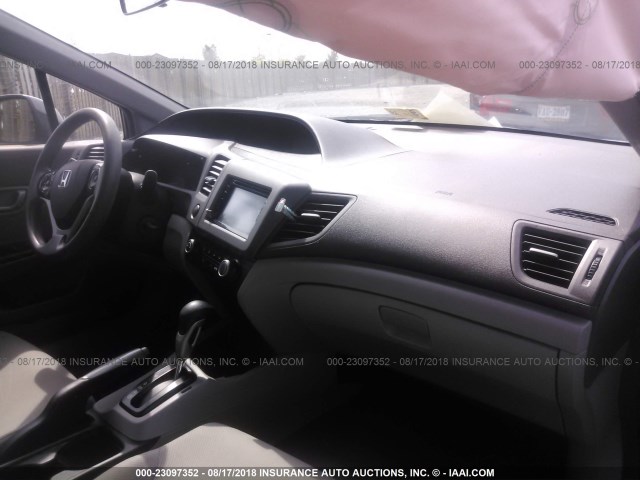 2HGFB2F52CH570358 - 2012 HONDA CIVIC LX GRAY photo 5