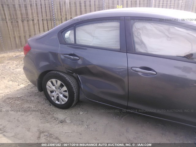 2HGFB2F52CH570358 - 2012 HONDA CIVIC LX GRAY photo 6