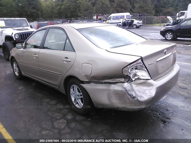 4T1BE32K62U104168 - 2002 TOYOTA CAMRY LE/XLE/SE Қоңыр фото 3